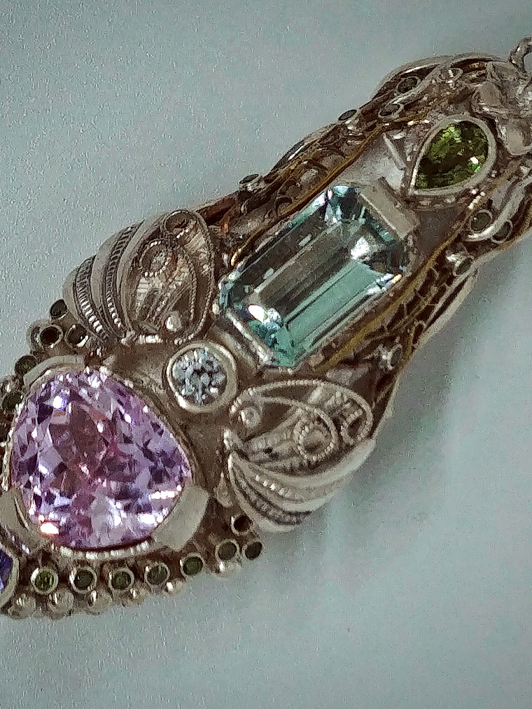 Kunzite and aquamarine Chrysalis - Cremation necklace 1