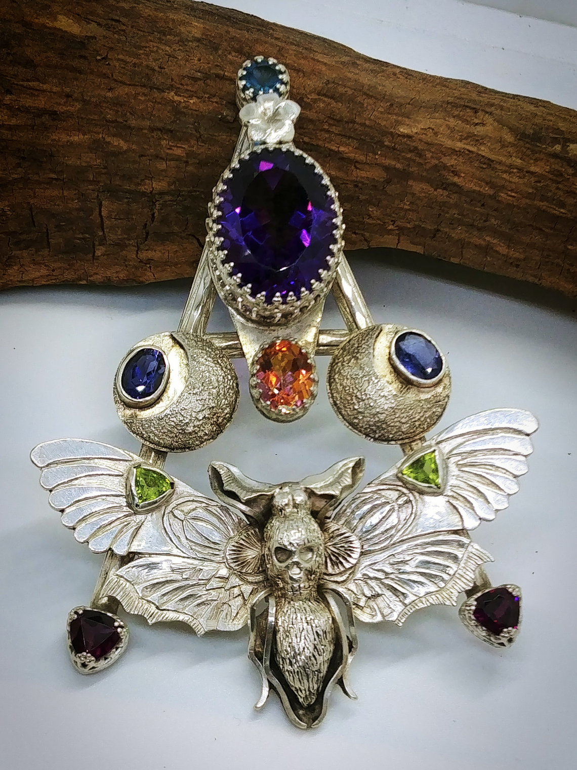 RTS - Huge hand carved/engraved Death Head Hawks moth pendant - Sterling - Video⏯ 2