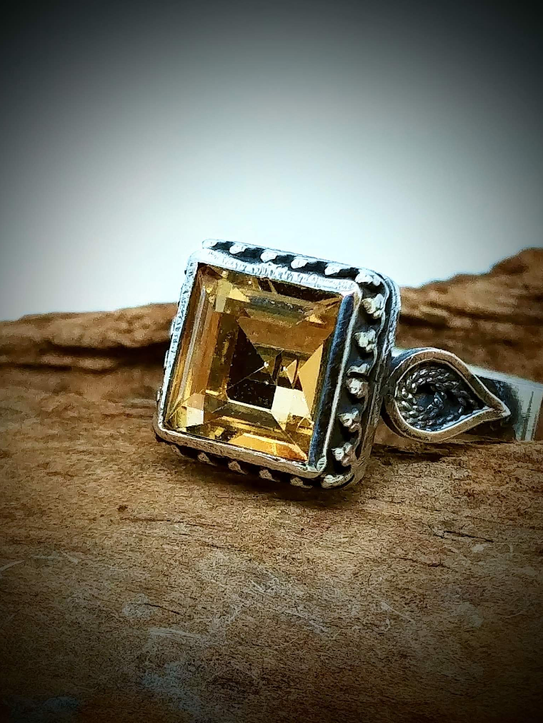 MTO - 2.75ct ☢  Art Deco style, Princess cut Vaseline UG ring - Sterling 2