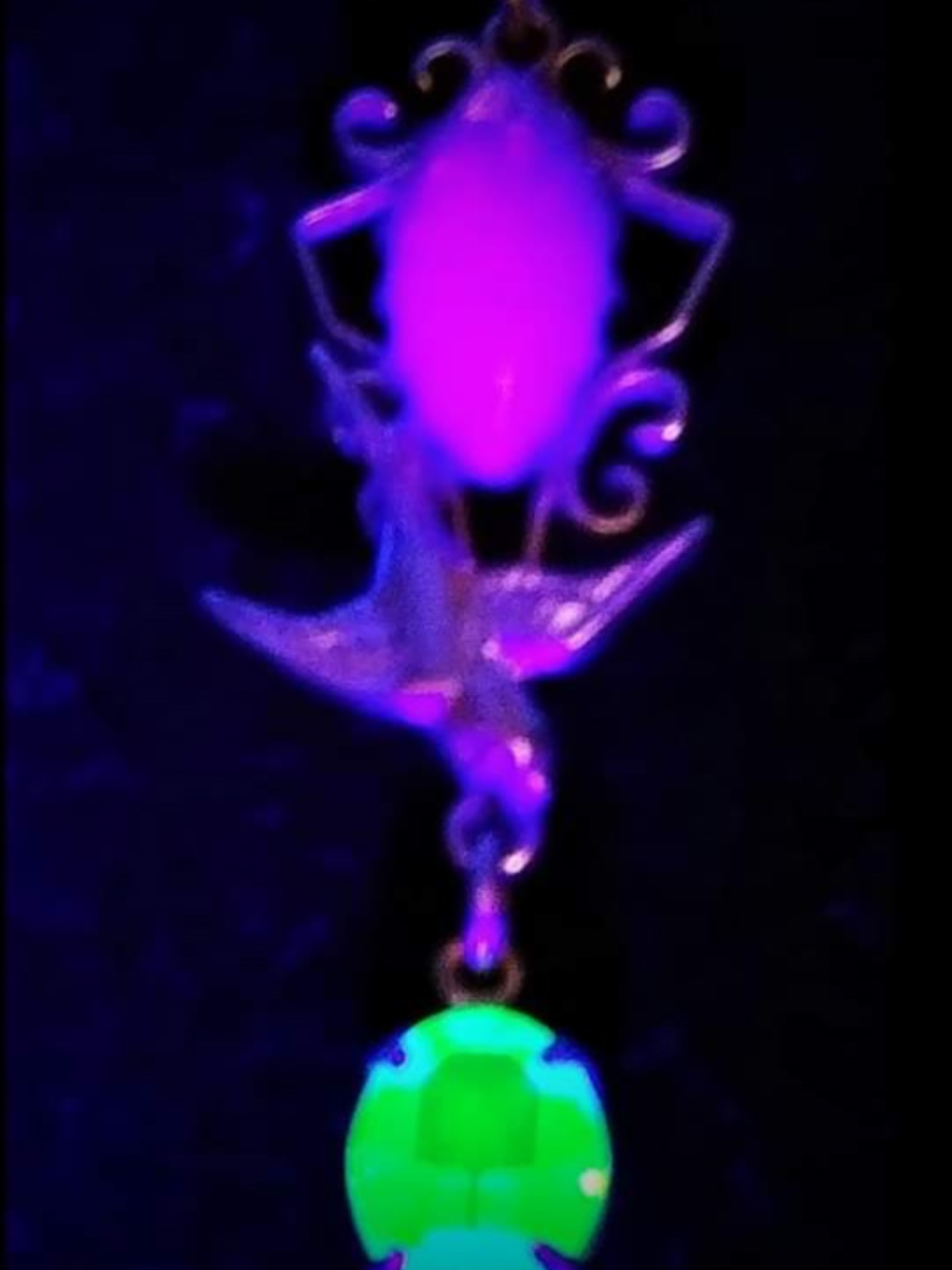 3.5ct ☢ Victorian Love-birds, vintage UG and Czech glass opal necklace - Sold Private collection 4