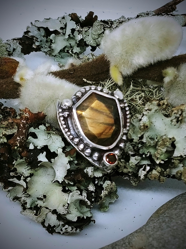 MTO - Labradorite & yellow tourmaline shield shape pendant - Sterling 4