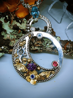 Alexandrite and moonstone, sterling & gold  Crescent 🌜moon necklace - Video