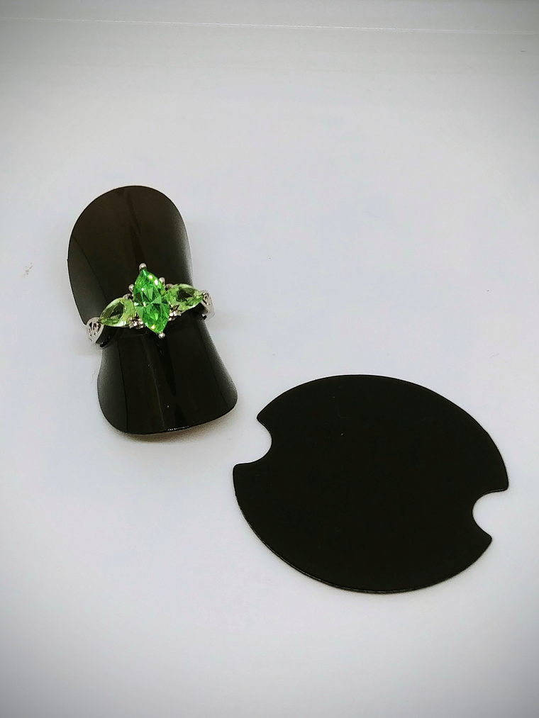 SS - 1.4ct ☢ vintage Uranium glass 