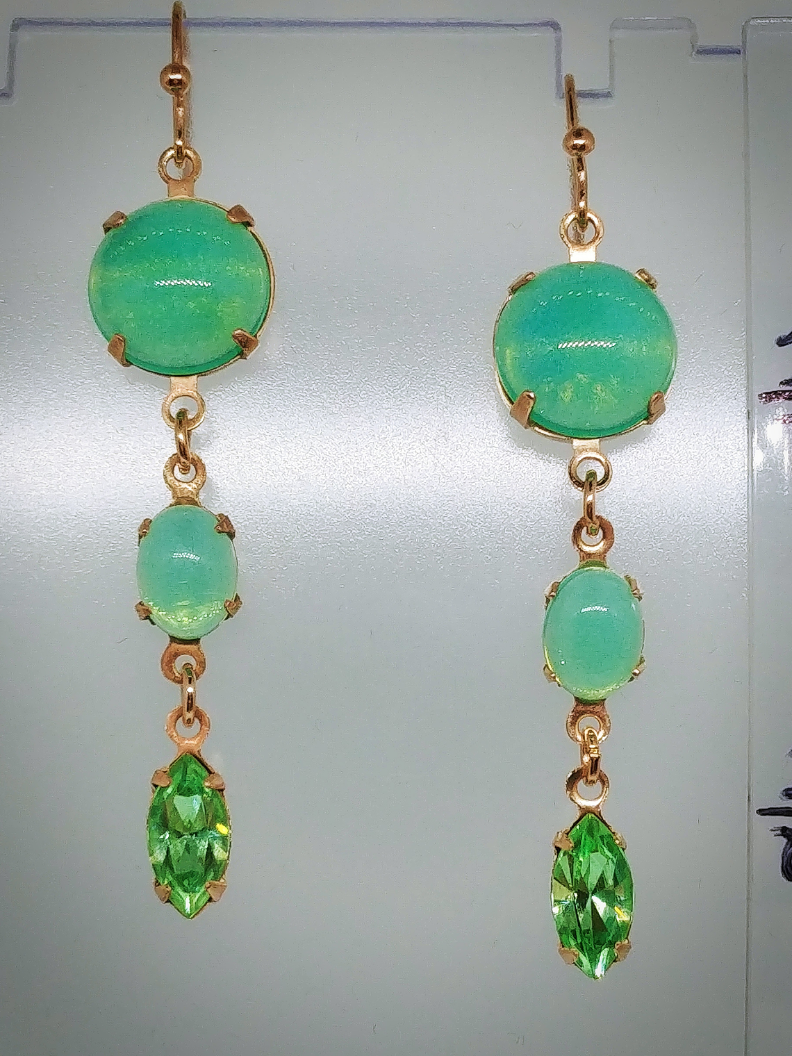 RTS ☢ Stunning Art Nouveau inspired, vintage Green opal UG glass Set- 14k gold-plated  - Costume 8