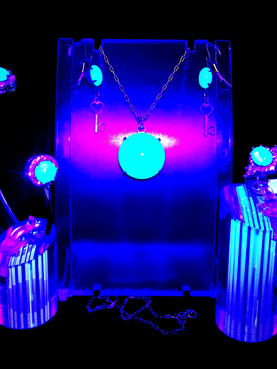 24tcw ☢ Vintage green Opaline UG glass Necklace, earrings, ring and bracelet Set - Costume 3