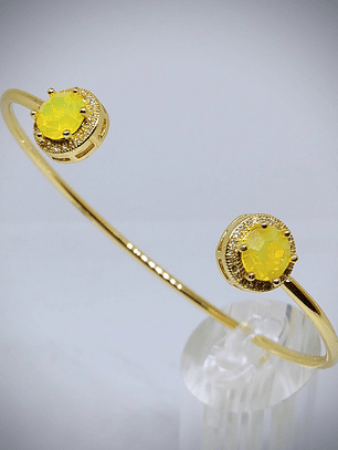 CJ - 3.5tcw ☢ vintage Yellow Opal UG glass, 14k yellow gold-plated open cuff bracelet - Costume 