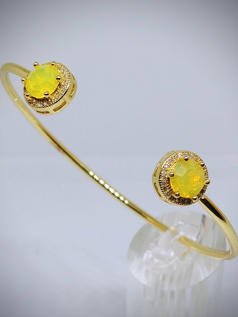 CJ - 3.5tcw ☢ vintage Yellow Opal UG glass, 14k yellow gold-plated open cuff bracelet - Costume  1