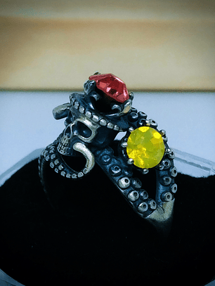 SS - 1.3Tcw ☢ Octopus tentacles, skull and vintage PINK UG glass ring - Sterling 💍 Custom sizing