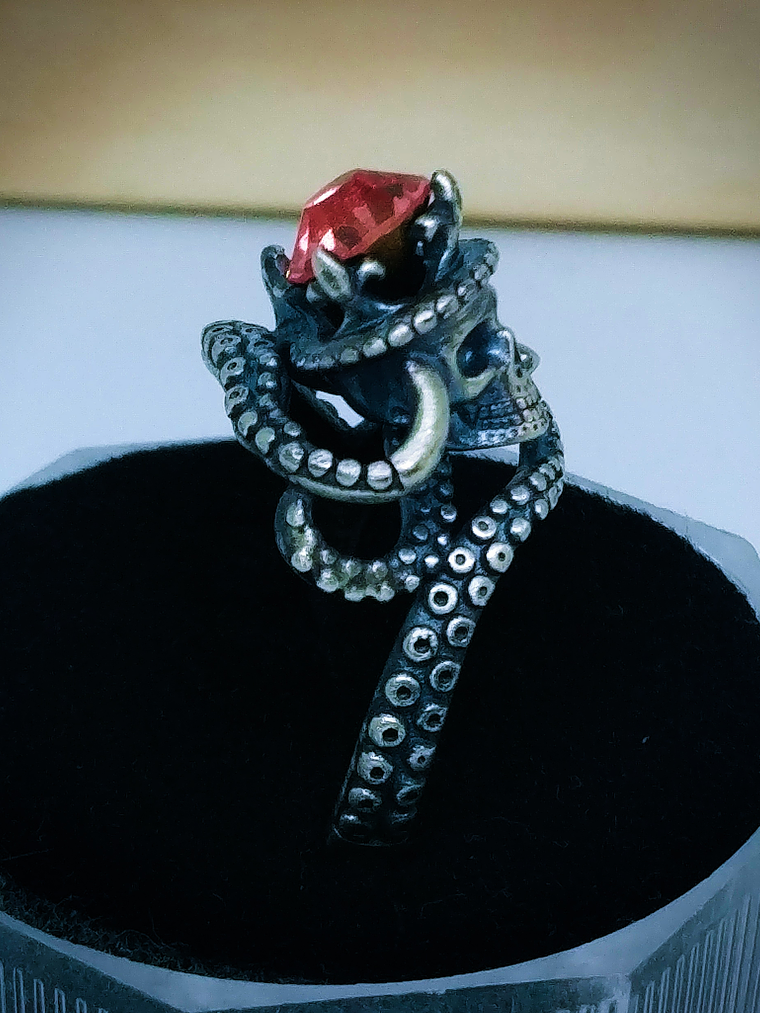 ☢ Octopus tentacles, skull and vintage PINK UG glass ring - Sterling  3