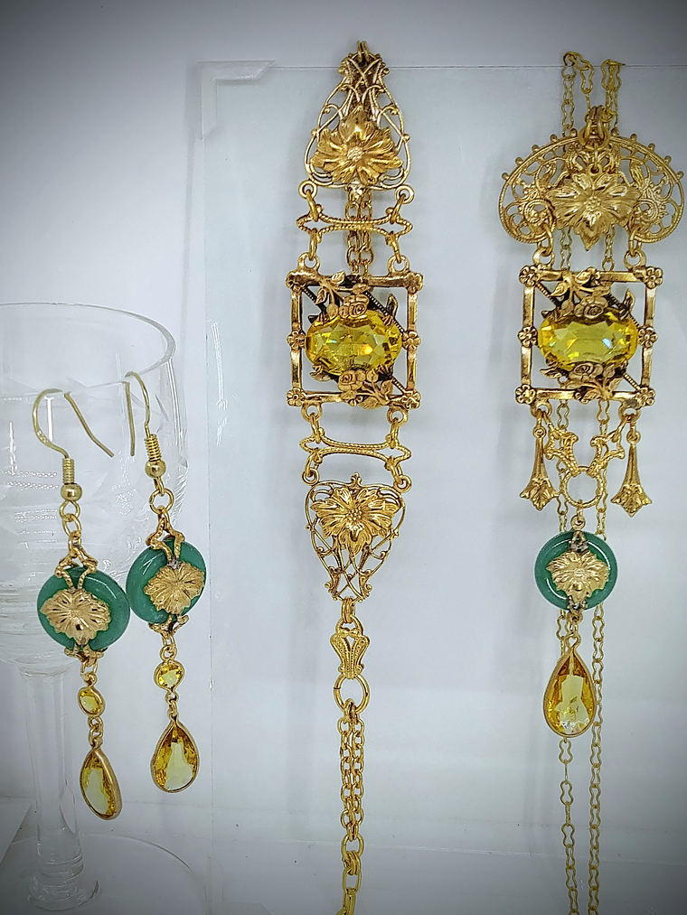 RTS ☢ Victorian/Czech style UG topaz glass set. Necklace/earrings/bracelet - Costume  1