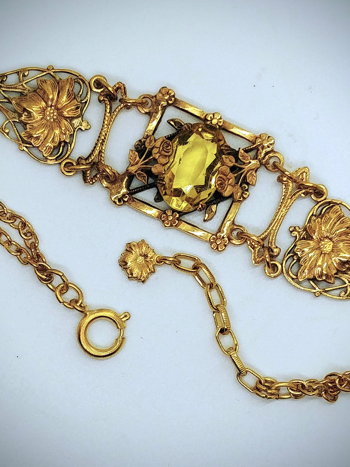 RTS ☢ Victorian/Czech style UG topaz glass set. Necklace/earrings/bracelet - Costume  5
