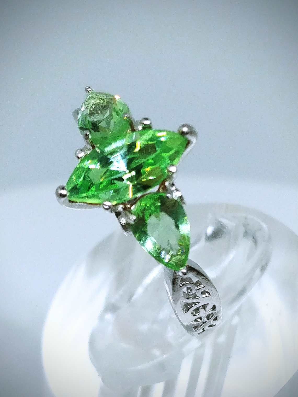 RTS ☢ Whimsical Butterfly and Dragonfly vintage UG glass Set, Necklace/earrings/bracelet/ring - Costume 3