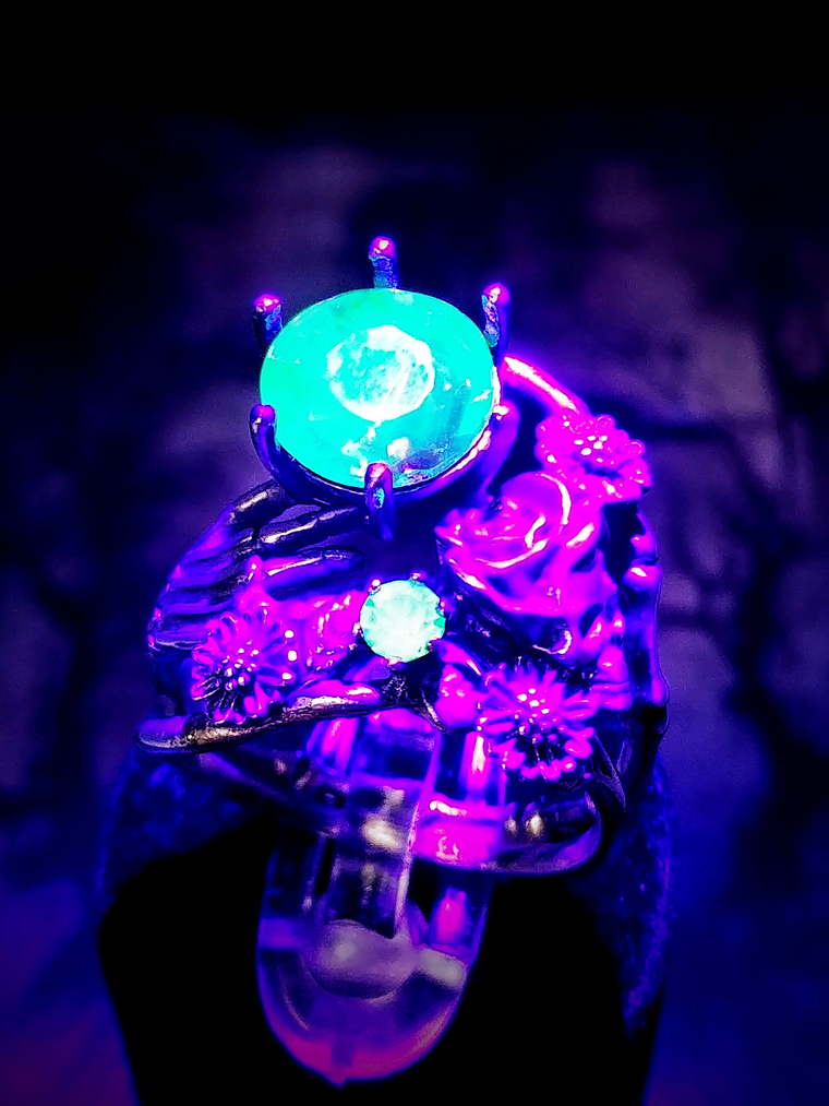 ☢ Momento Mori, Rare Tourmaline UG glass, Rose and skull ring - Private collection 7