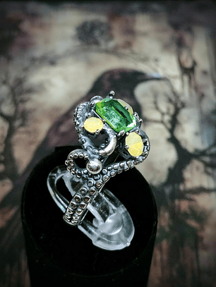 2.7tcw ☢ Octopus tentacles Yellow opal & Green UG glass ring - Sterling 💍 - SOLD Private collection