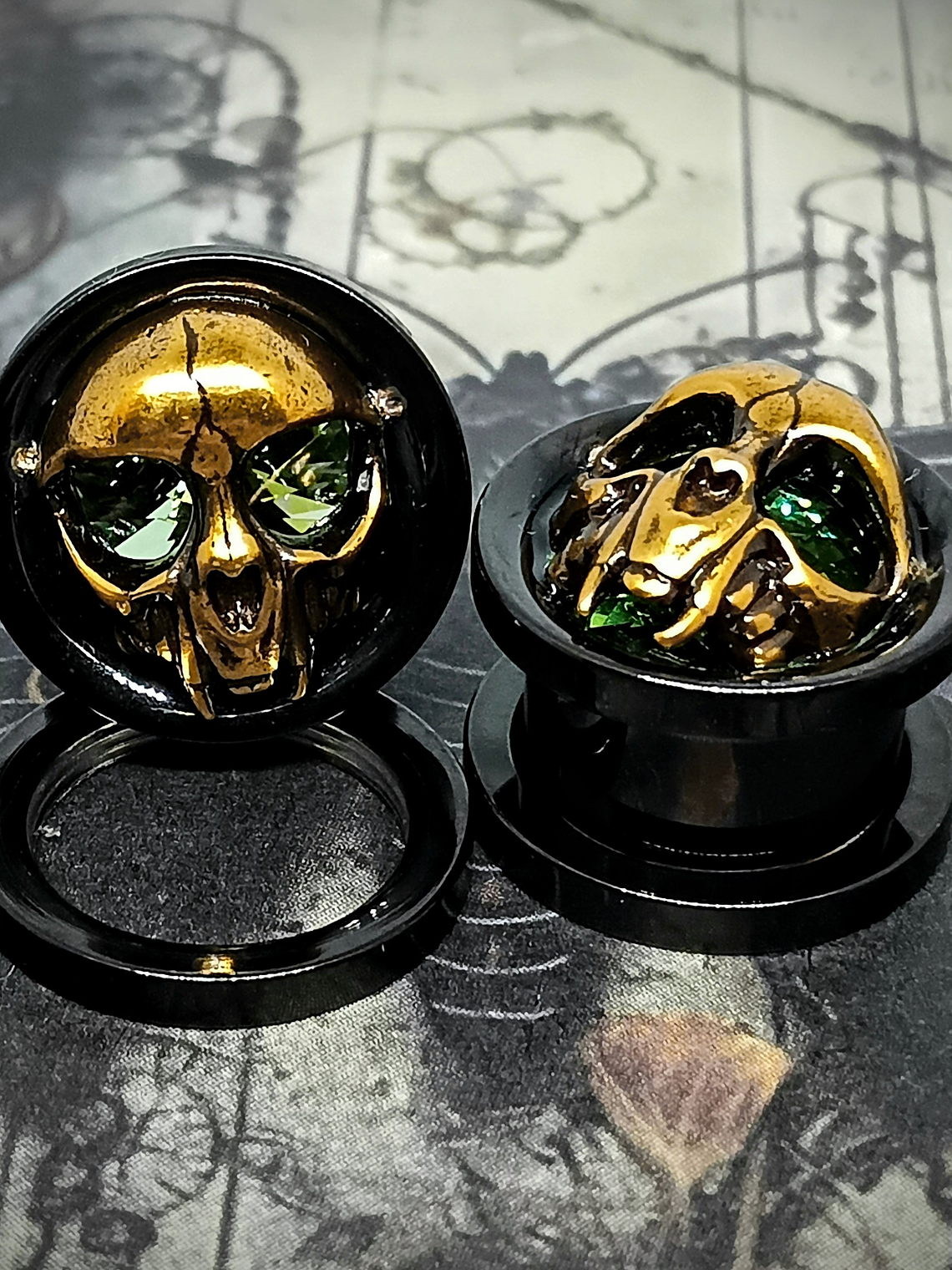 12mm, 1/2 inch Plugs ☢ Vintage Green UG glass, Cat skull ear-plugs 2