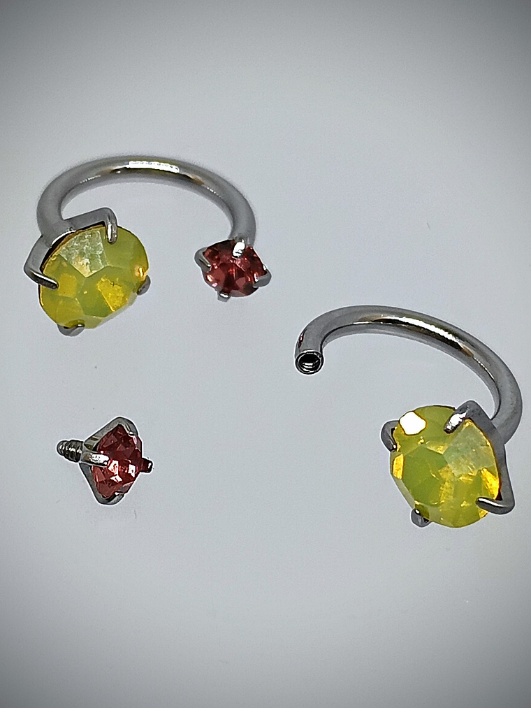 Piercing ☢ 10mm curved, internally threaded Uranium glass barbel - Curved horseshoe piercing - Pink/yellow opal 1