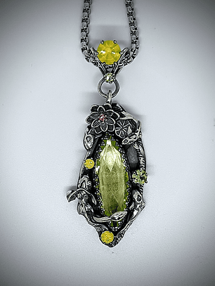 Ooak - ☢  -Serenity -  Lotus and Koi fish pond,  sterling silver Vaseline UG necklace -  Sterling 💍