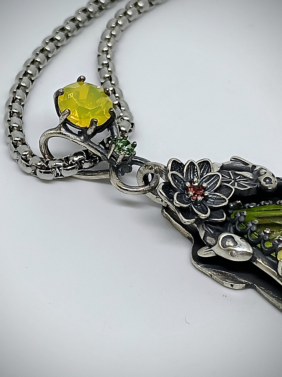 RTS  ☢  -Serenity-  Lotus and Koi fish pond,  silver  Uranium glass necklace - Sterling 5