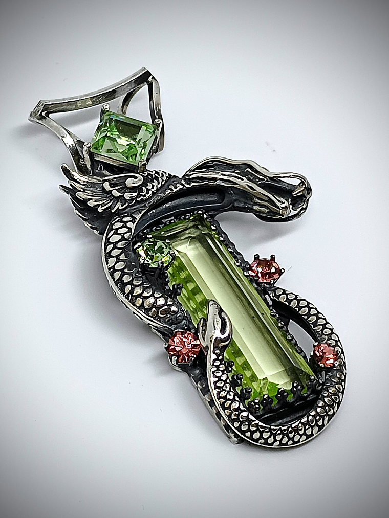 ☢ Right facing Galaxy Dragon Necklace, Vaseline, Pink & Green vintage UG - Private collection 1