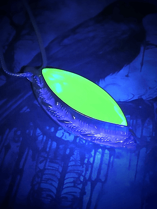 RTS ☢ Large faceted UG Vaseline necklace -  Sterling 