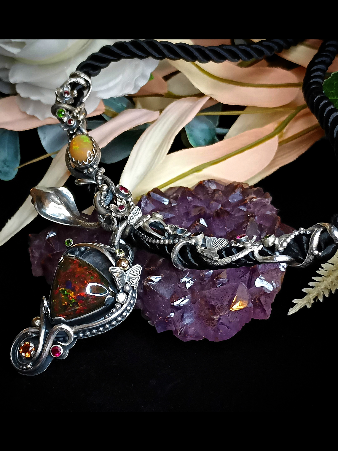 The Serpent and the Apple - Sterling & Opal, precious gemstone necklace - Private collection 2