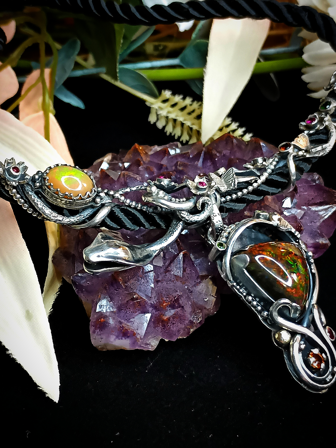 The Serpent and the Apple - Sterling & Opal, precious gemstone necklace - Private collection 7