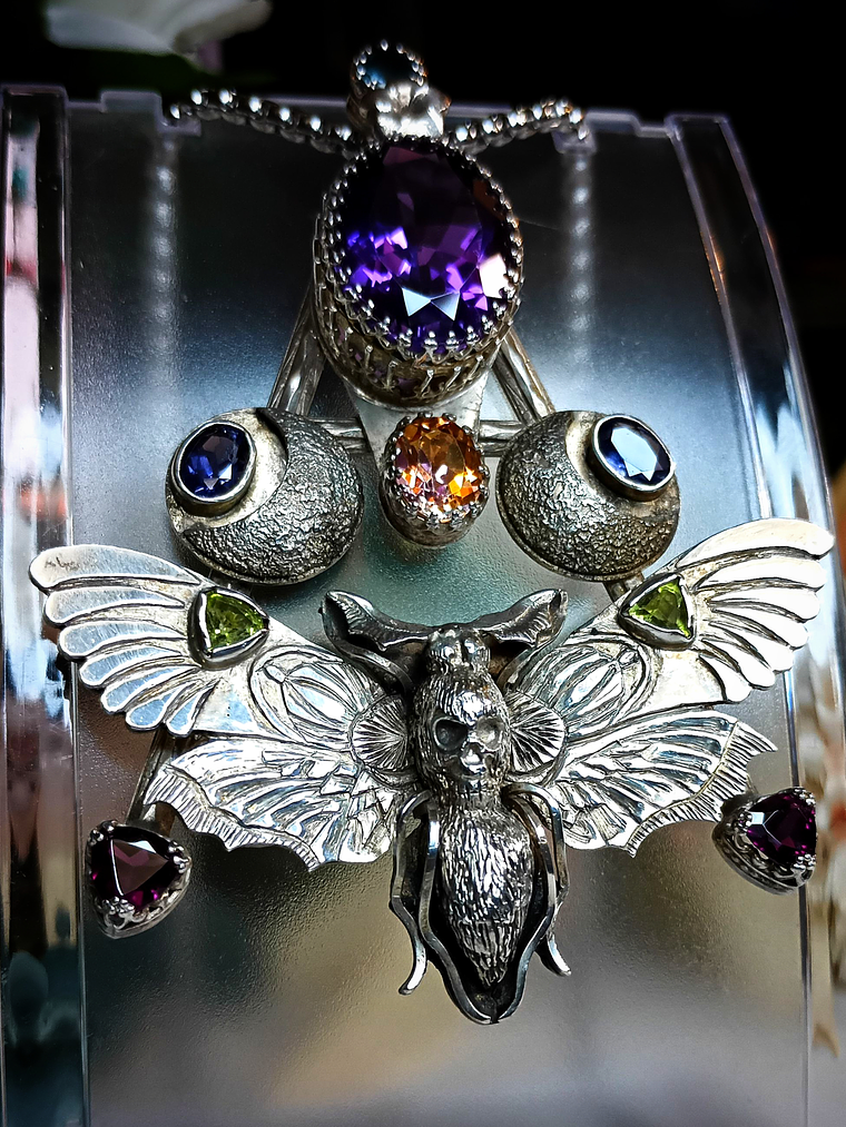 RTS - Huge hand carved/engraved Death Head Hawks moth pendant - Sterling - Video⏯ 11