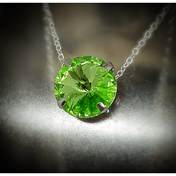 CJ - ☢ 6.8ct, 16.5mm Rivoli cut, Apple green UG layering necklace - Sterling-filled/Costume 👑 