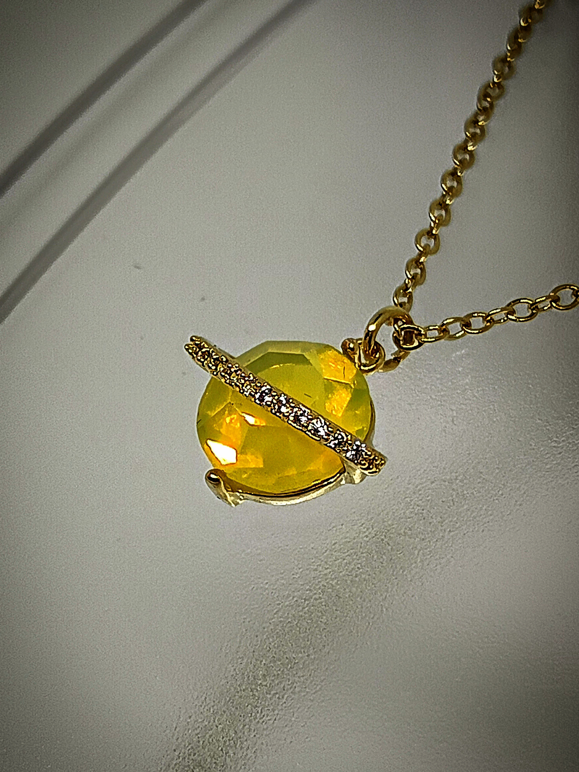  2ct ☢, 8mm Diamond cut, Yellow opal UG Saturn planet necklace - 14k Gold-plate - Costume 👑 1