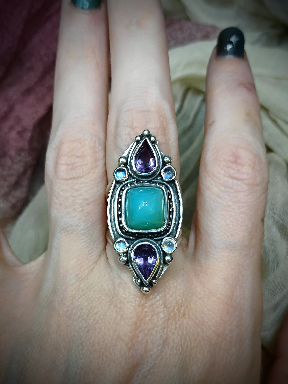 Stunning Chrysoprase Statement ring, amethyst and moonstone - Sz8 - Sterling 6