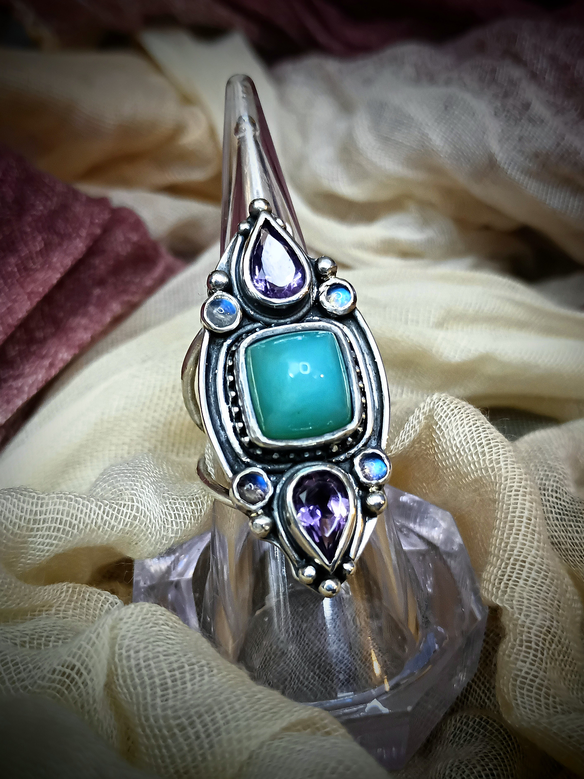 Stunning Chrysoprase Statement ring, amethyst and moonstone - Sz8 - Sterling 4