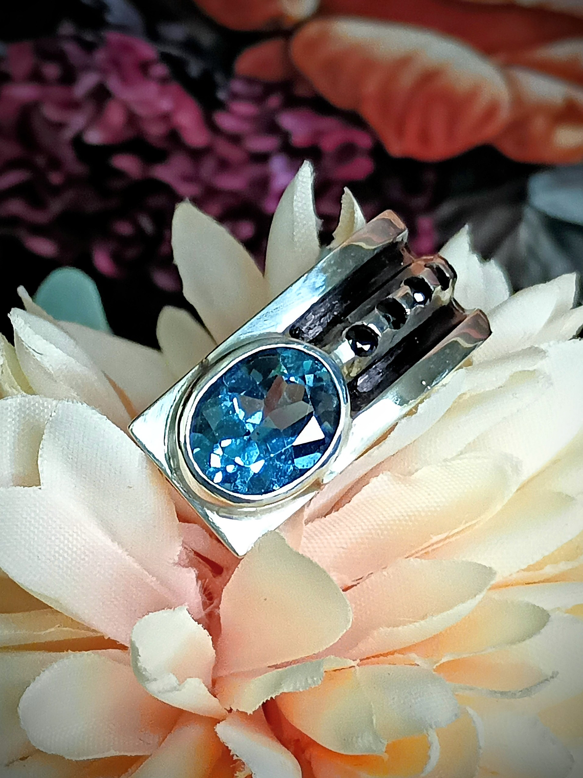 3ct Steely London Blue topaz and black spinel Unisex ring - Sz9 - Sterling 8