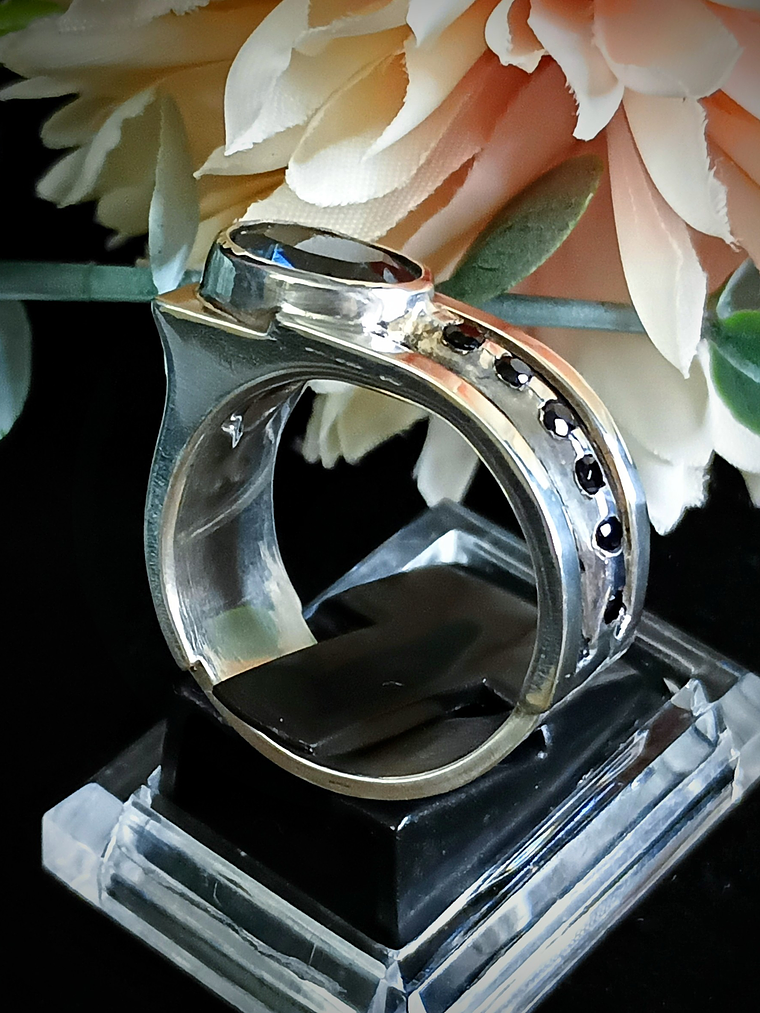 3ct Steely London Blue topaz and black spinel Unisex ring - Sz9 - Sterling 11