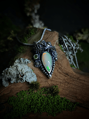 Sterling Honey bee necklace with Welo Opal, Chrome diopside - SOLD Private collection