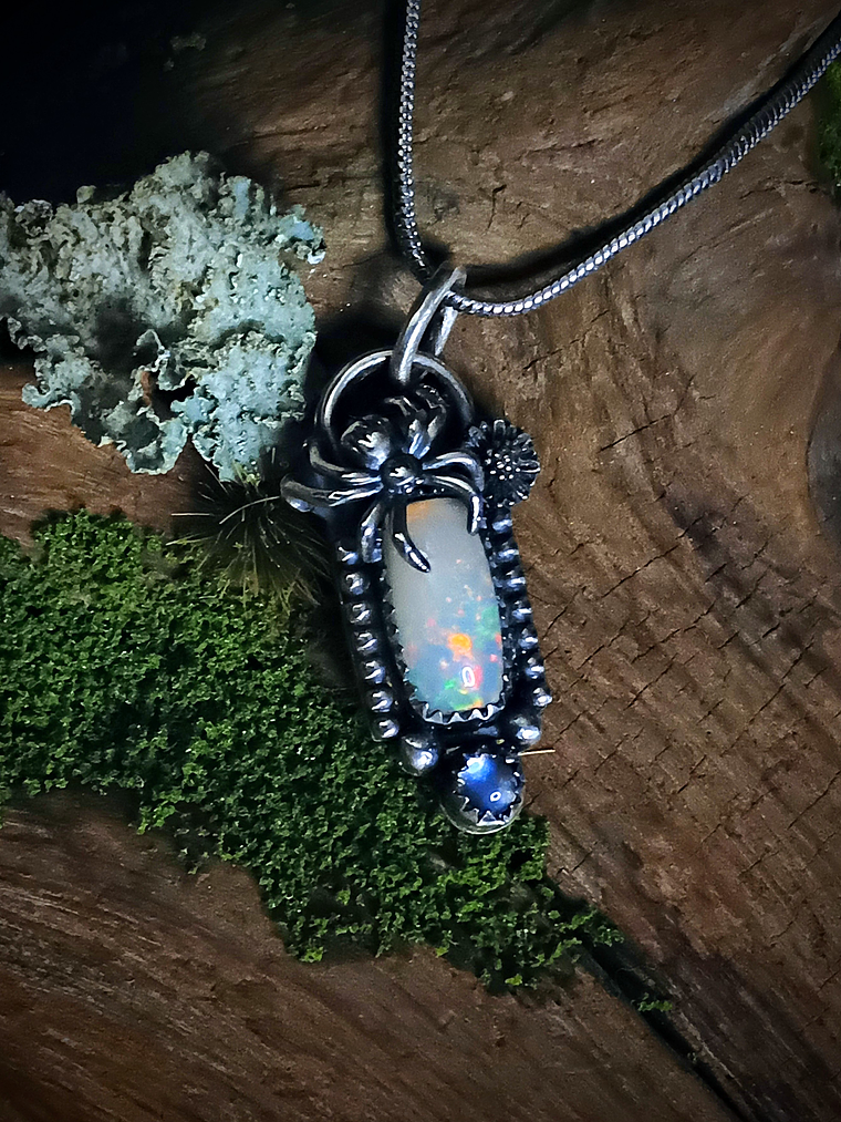 Sterling silver Spider necklace with Opal and moonstone - SOLD Private collection 2