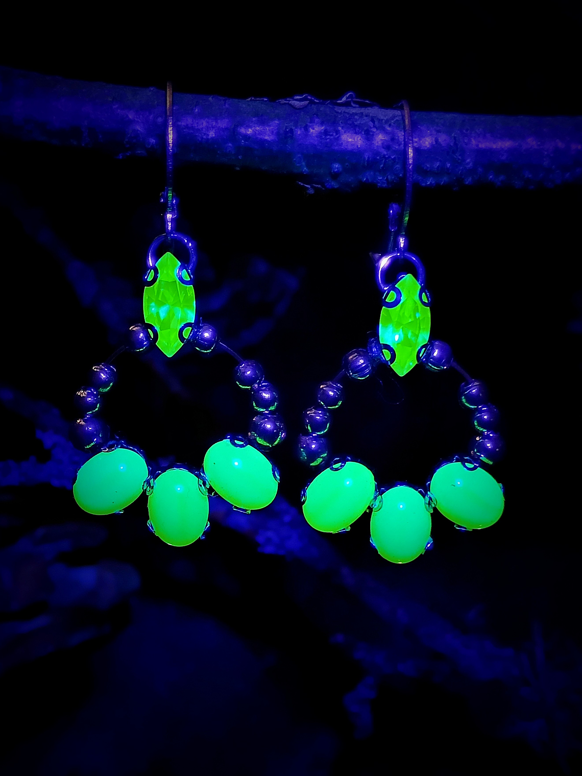 RTS - Green Opal & Green apple ☢ UG earrings - Stainless and mixed metals 3