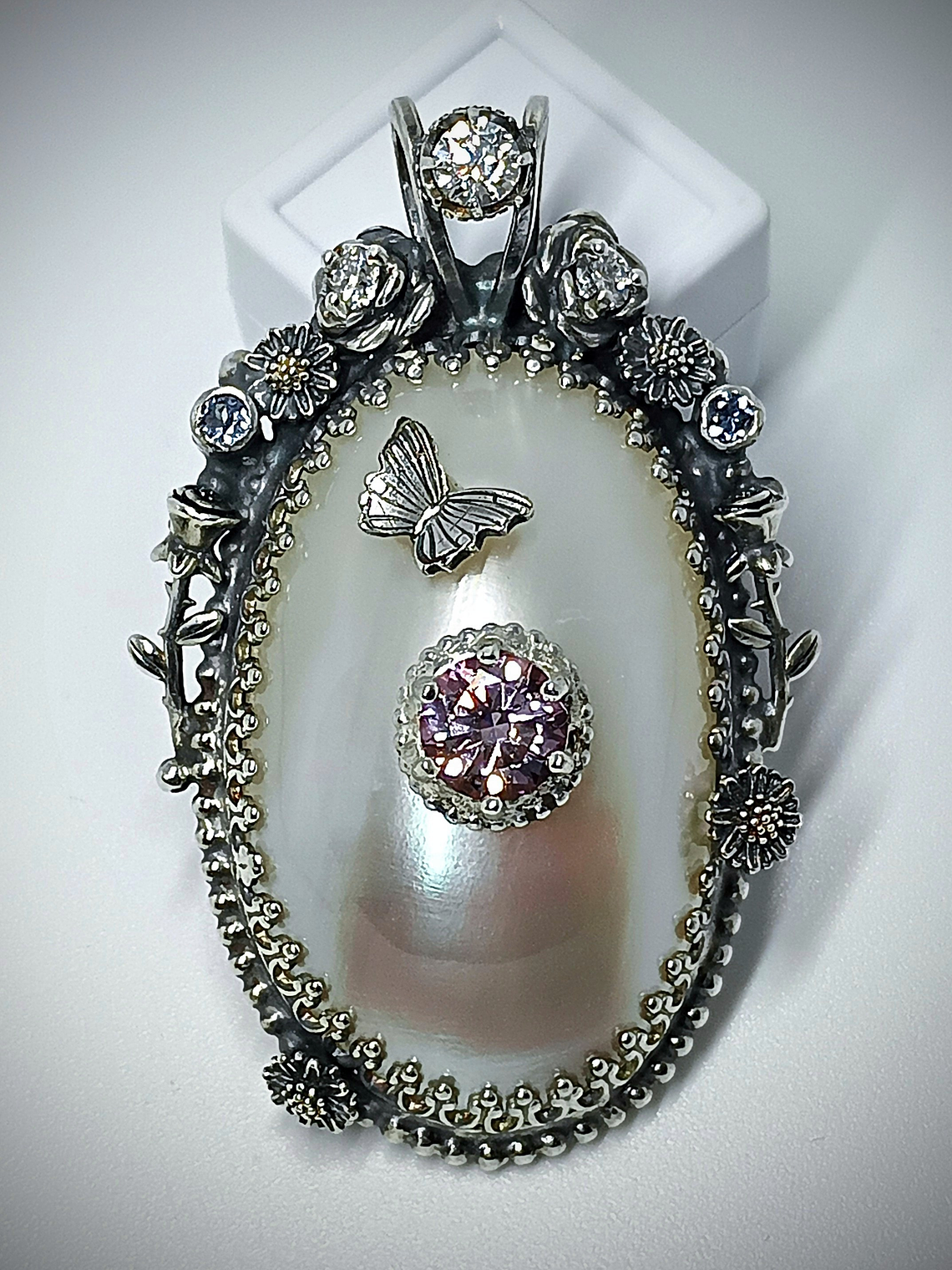 RTS - White Osmena pearl with pink and white moisonite necklace - Sterling 1