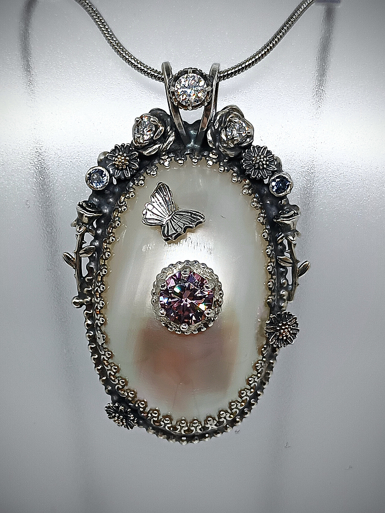 RTS - White Osmena pearl with pink and white moisonite necklace - Sterling 8