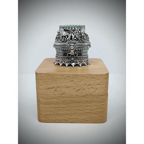 Polly Pocket, jumping spider silver box