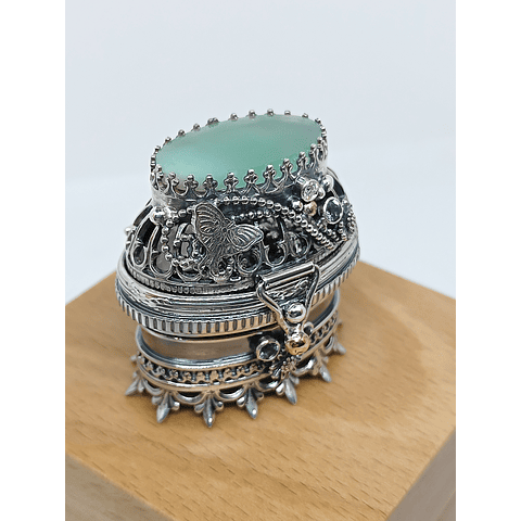 Polly Pocket, jumping spider silver box