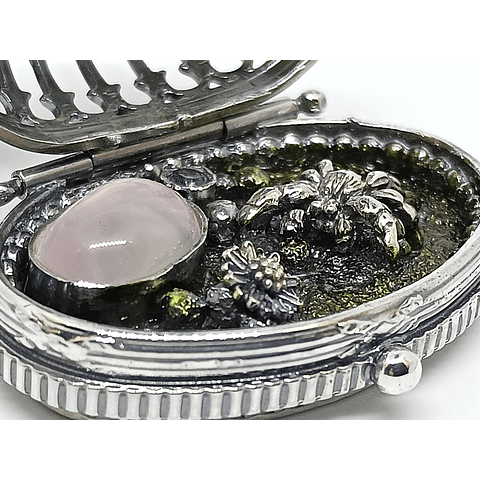 Polly Pocket, jumping spider silver box