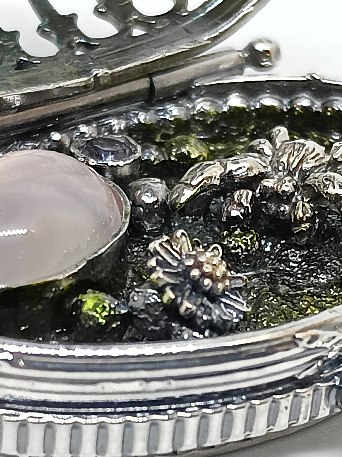 Polly Pocket, jumping spider silver box 14