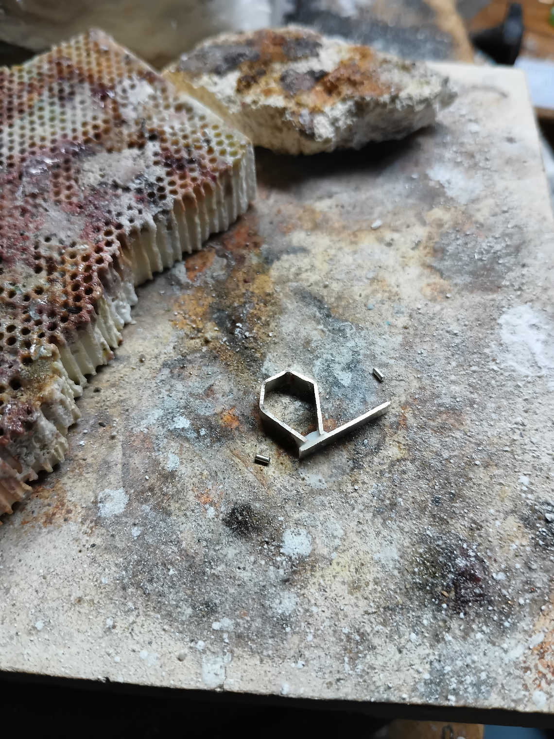 Fabulous, engraved death-heads Hawk moth, moonstone, garnet and opal - Sterling 10