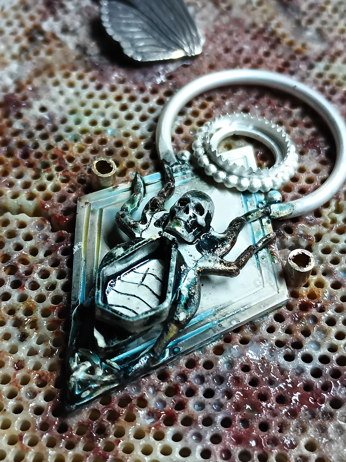 Fabulous, engraved death-heads Hawk moth, moonstone, garnet and opal - Sterling 11