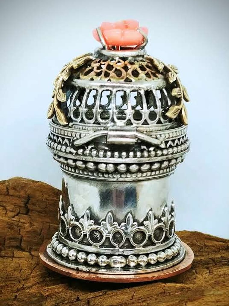 Hinged top w/carved moon - Cremation urn - Sterling,brass & copper 5