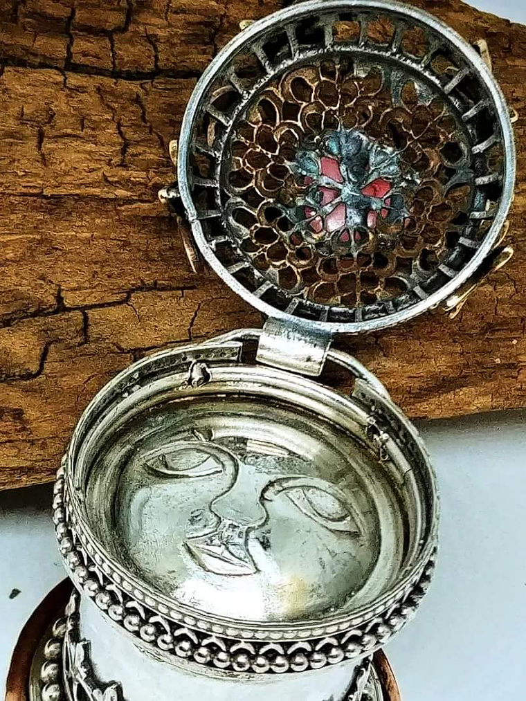 Hinged top w/carved moon - Cremation urn - Sterling,brass & copper 3