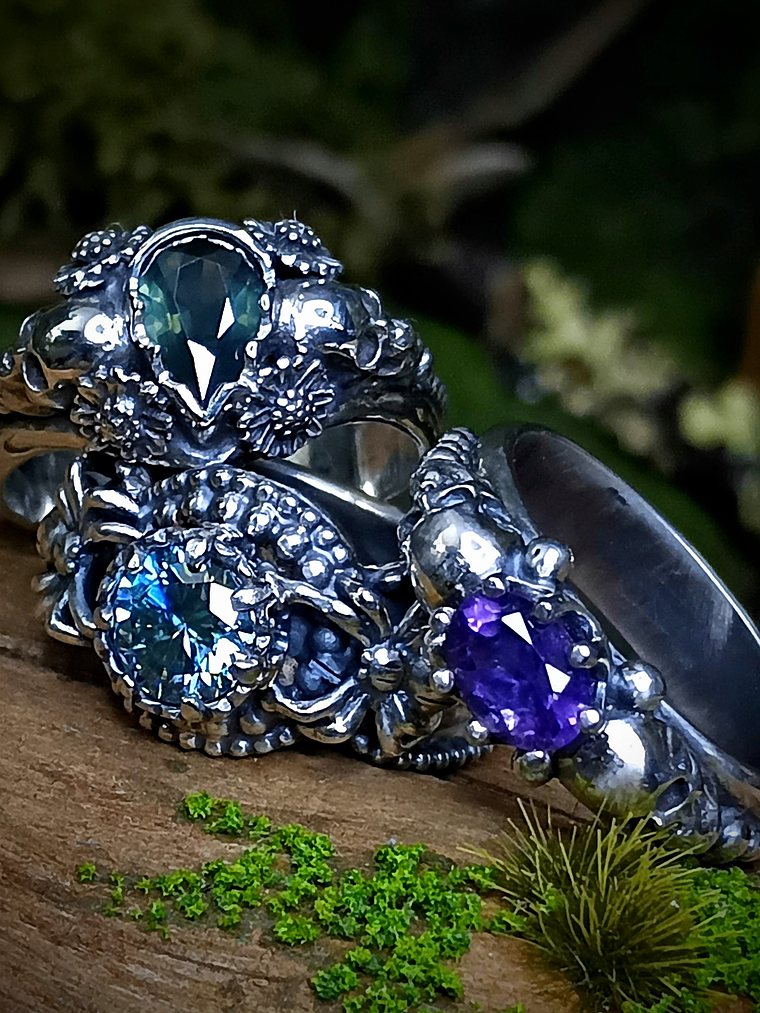 Sapphire ring  5