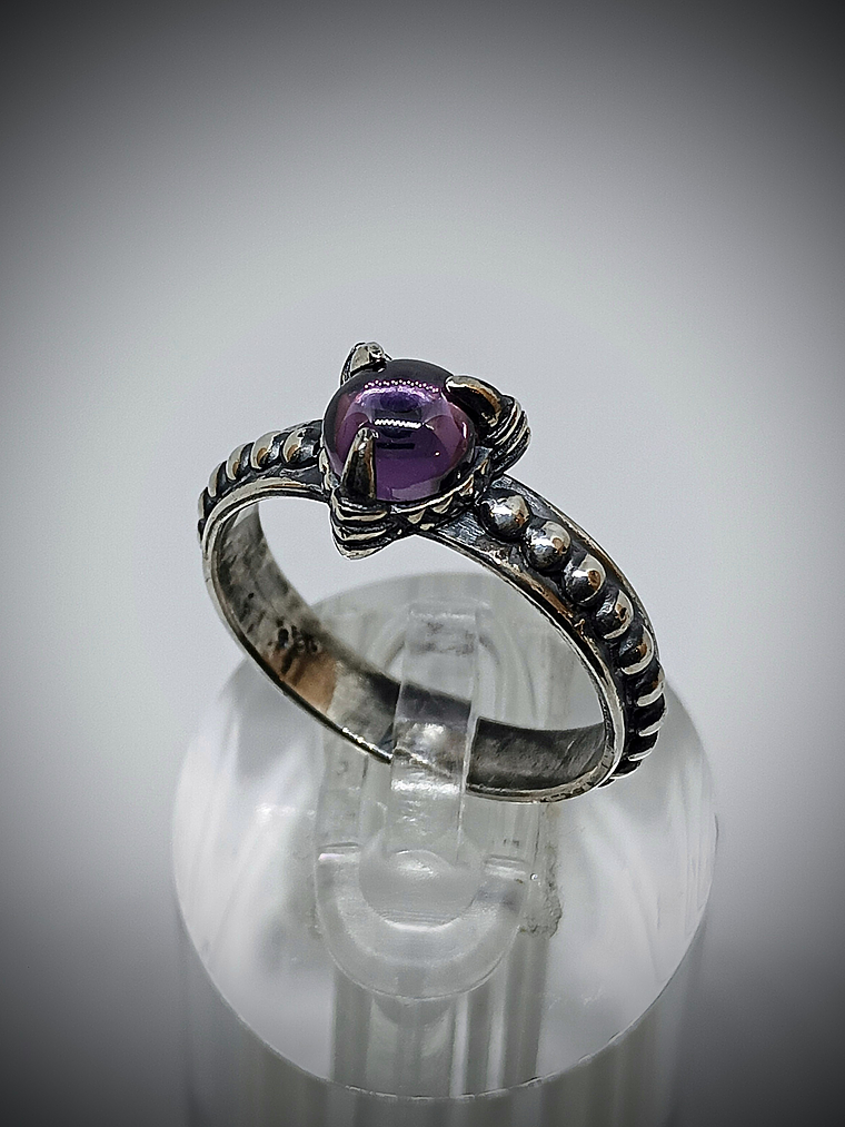 Amethyst claw ring  1