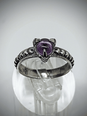 Amethyst claw ring 