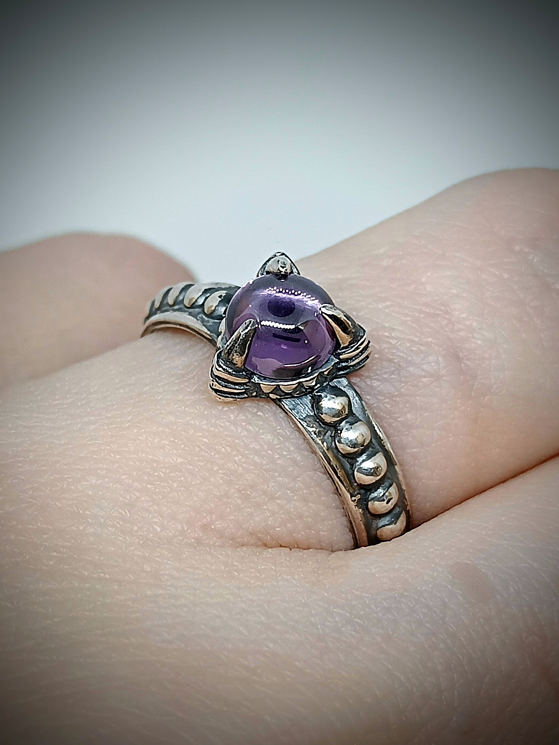 Amethyst claw ring  4
